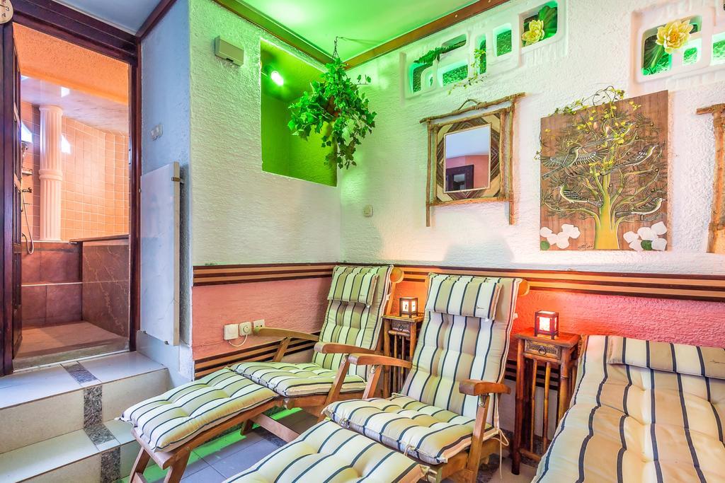 Villa Roses Apartments & Wellness Ičići Екстериор снимка