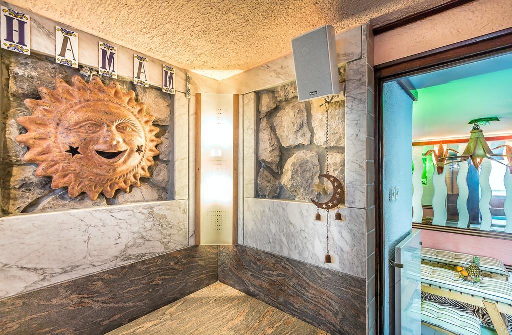 Villa Roses Apartments & Wellness Ičići Екстериор снимка