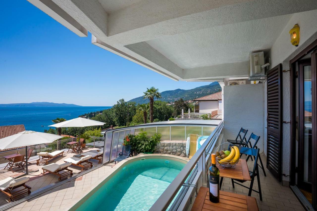 Villa Roses Apartments & Wellness Ičići Екстериор снимка