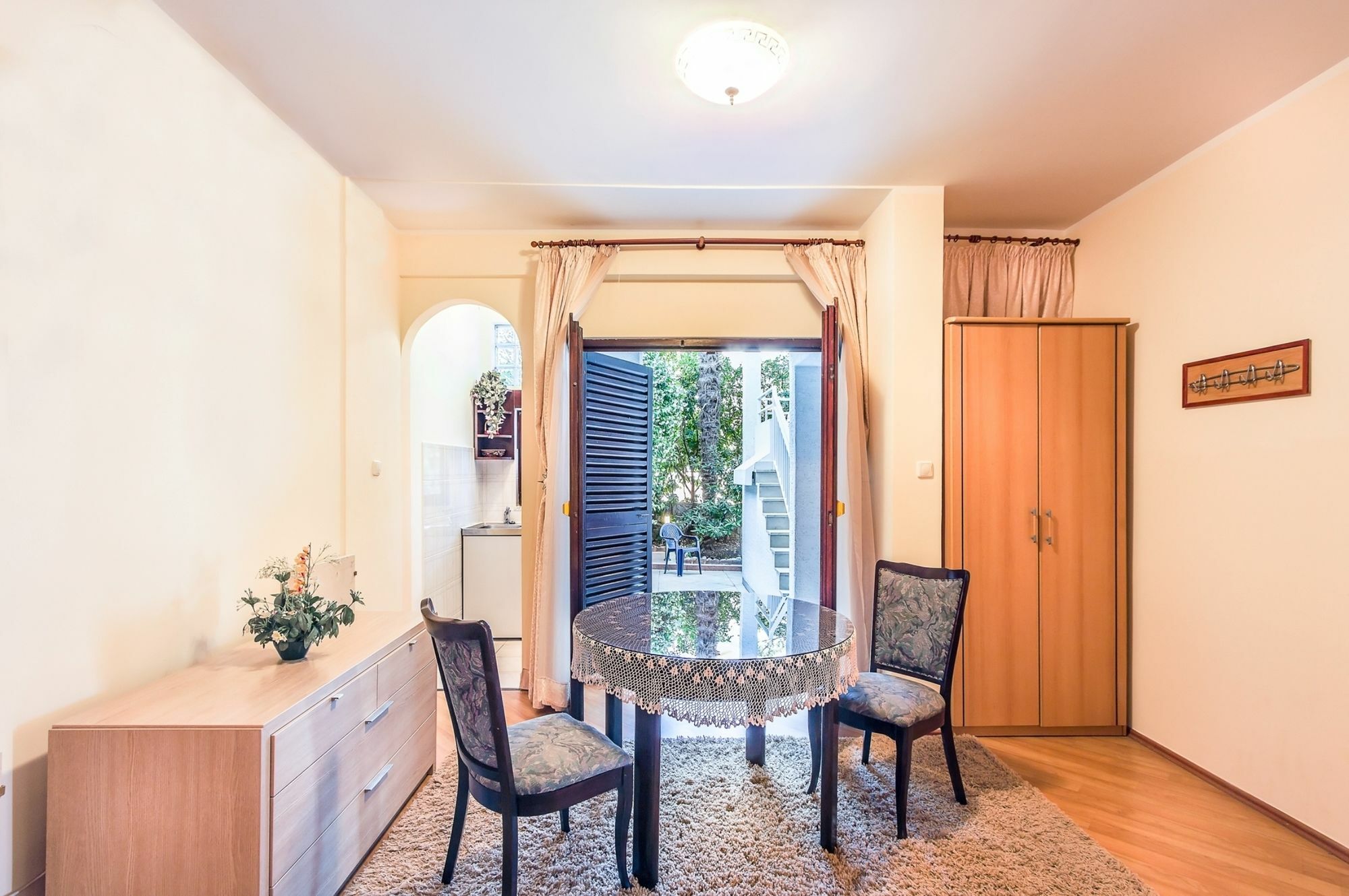 Villa Roses Apartments & Wellness Ičići Екстериор снимка