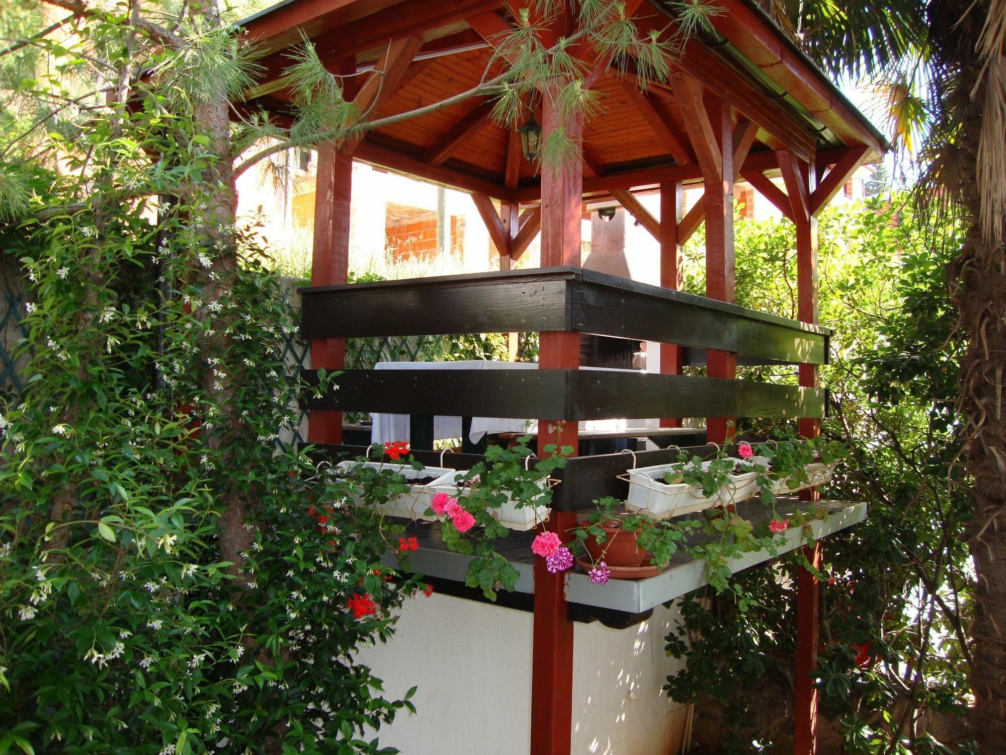 Villa Roses Apartments & Wellness Ičići Екстериор снимка