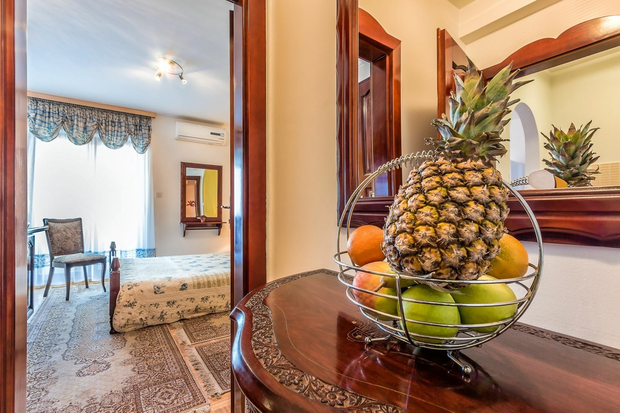 Villa Roses Apartments & Wellness Ičići Екстериор снимка