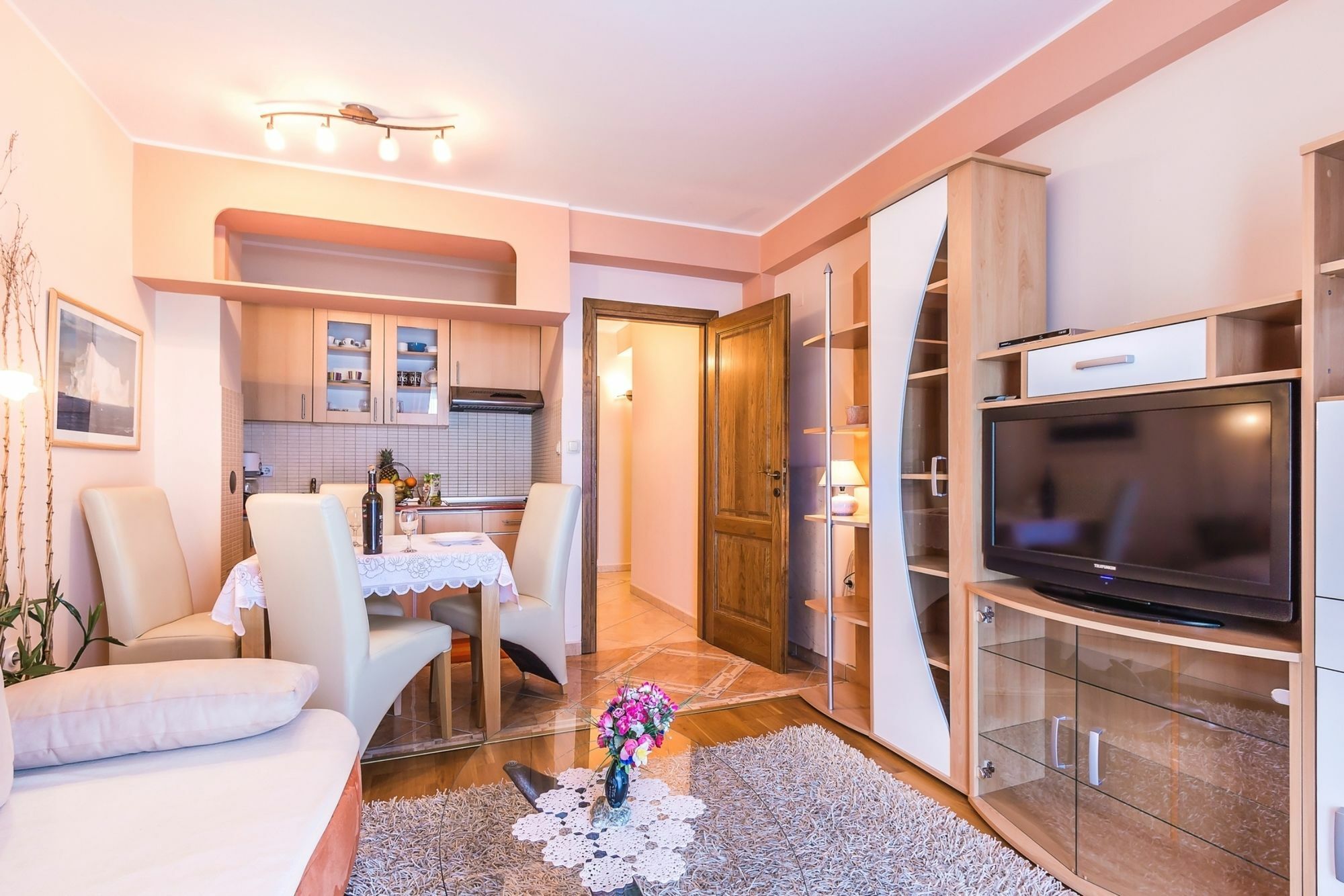 Villa Roses Apartments & Wellness Ičići Екстериор снимка